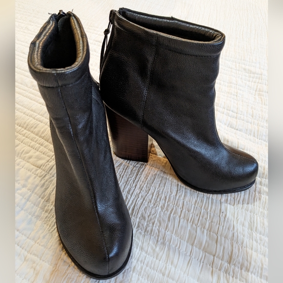 JEFFREY CAMPBELL 7.5 Boots - Picture 2 of 9